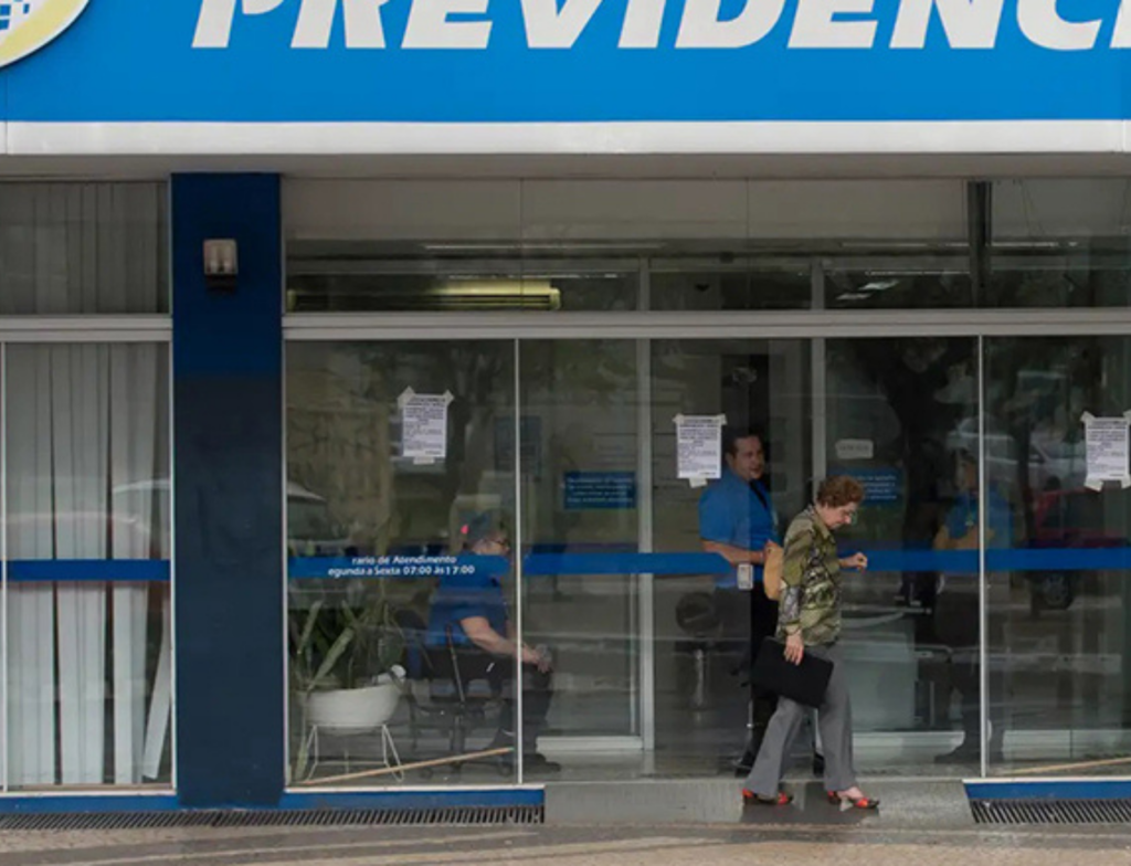 Agências do INSS fecham até sexta-feira para atualização de sistemas