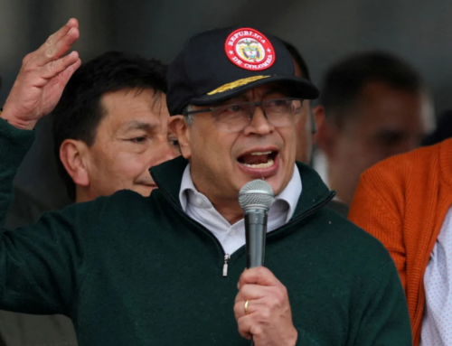 Petro convoca população a “tomar o poder” e reage a ameaça de Trump