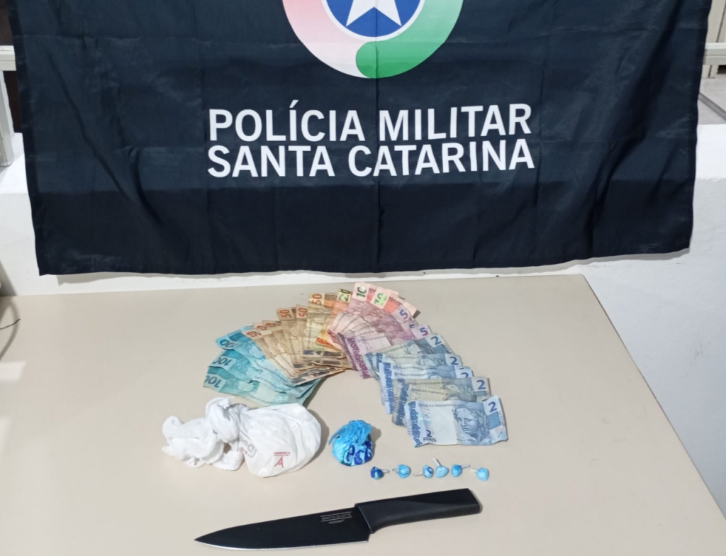 Polícia Militar prende homem por tráfico, embriaguez e corrupção ativa