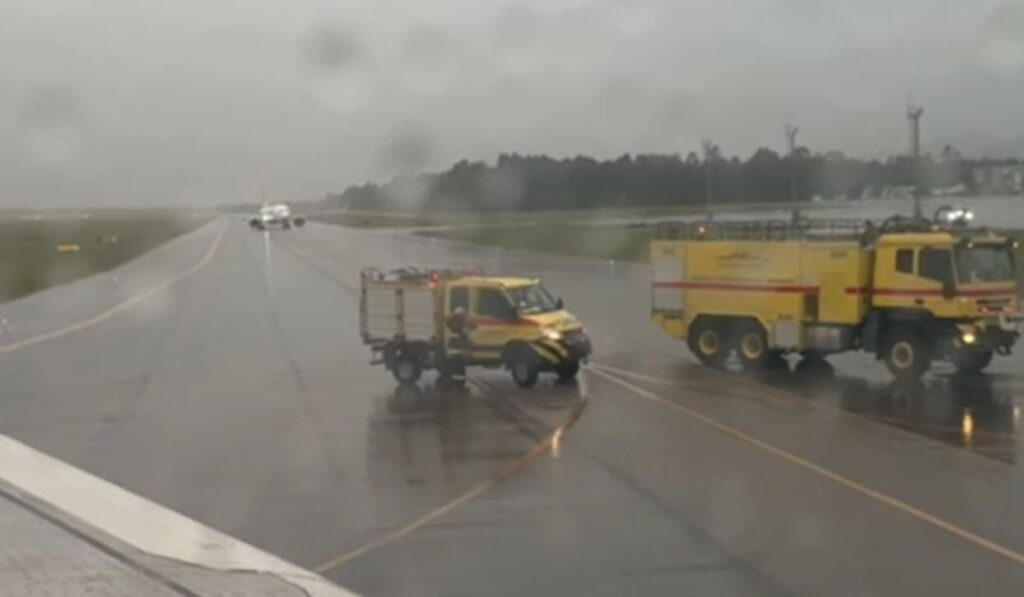 Decolagem de avião é interrompida após princípio de incêndio em Florianópolis