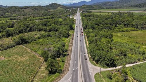 Feriado de fim de ano leva mais de 5 milhões de veículos às rodovias de SC