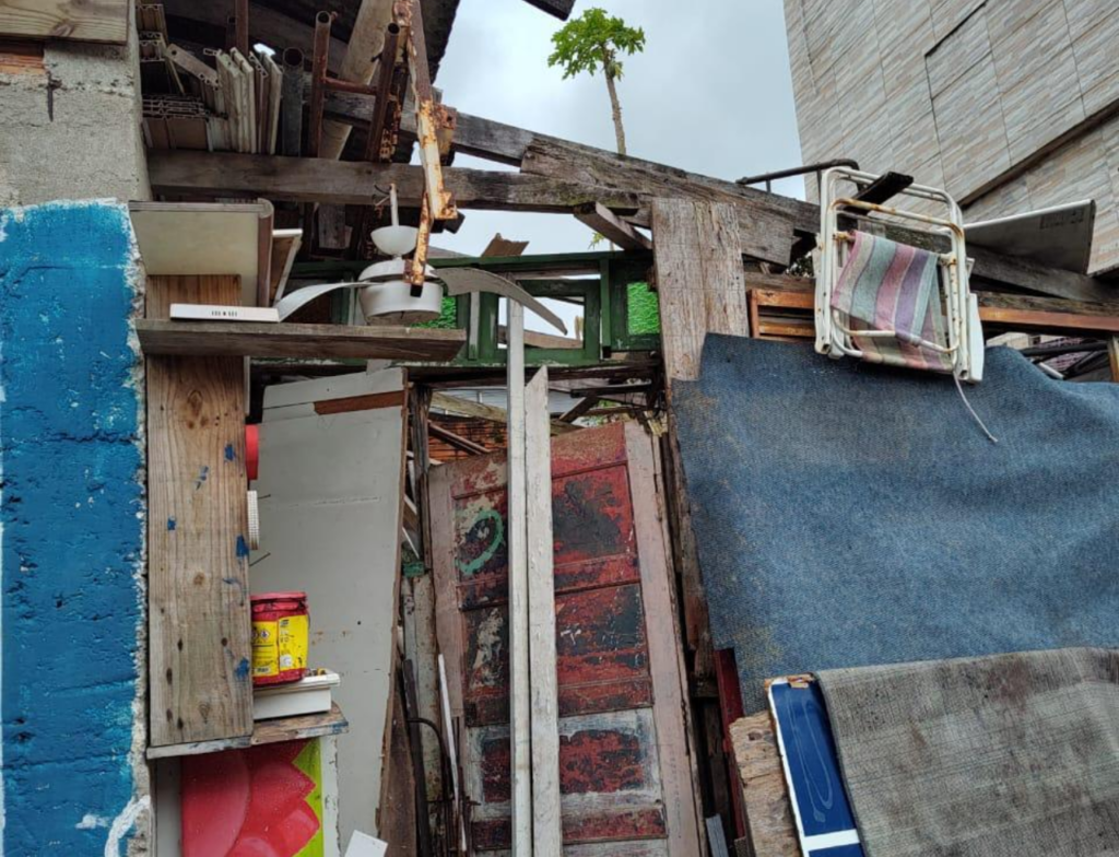 Florianópolis mapeia 90 casos de transtorno de acumulação e alerta para riscos à saúde