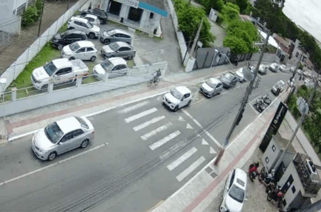 Furar a fila do Ferry Boat gera brigas e revolta entre motoristas