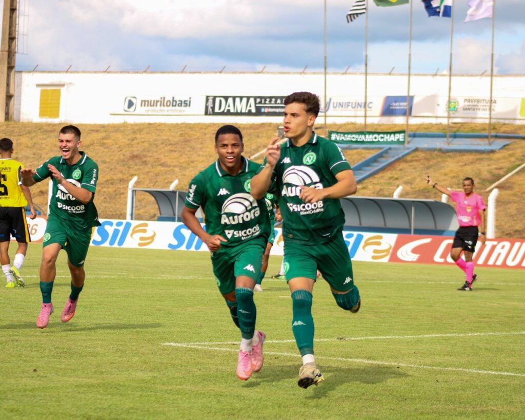 Catarinenses estreiam na primeira rodada da Copa SP de futebol Jr.