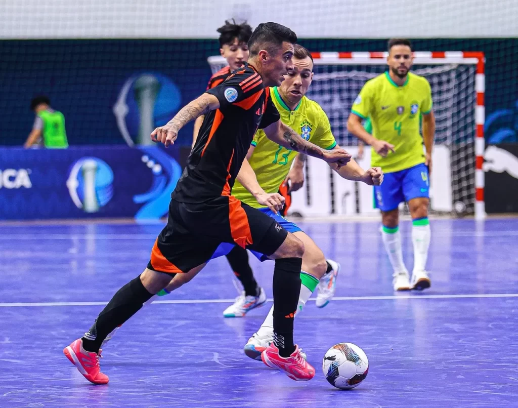 Brasil fica no empate com a Colômbia na estreia da Copa América de Futsal