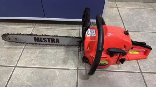 Homem é preso após tentar matar o pai de 94 anos com motosserra em Santa Catarina