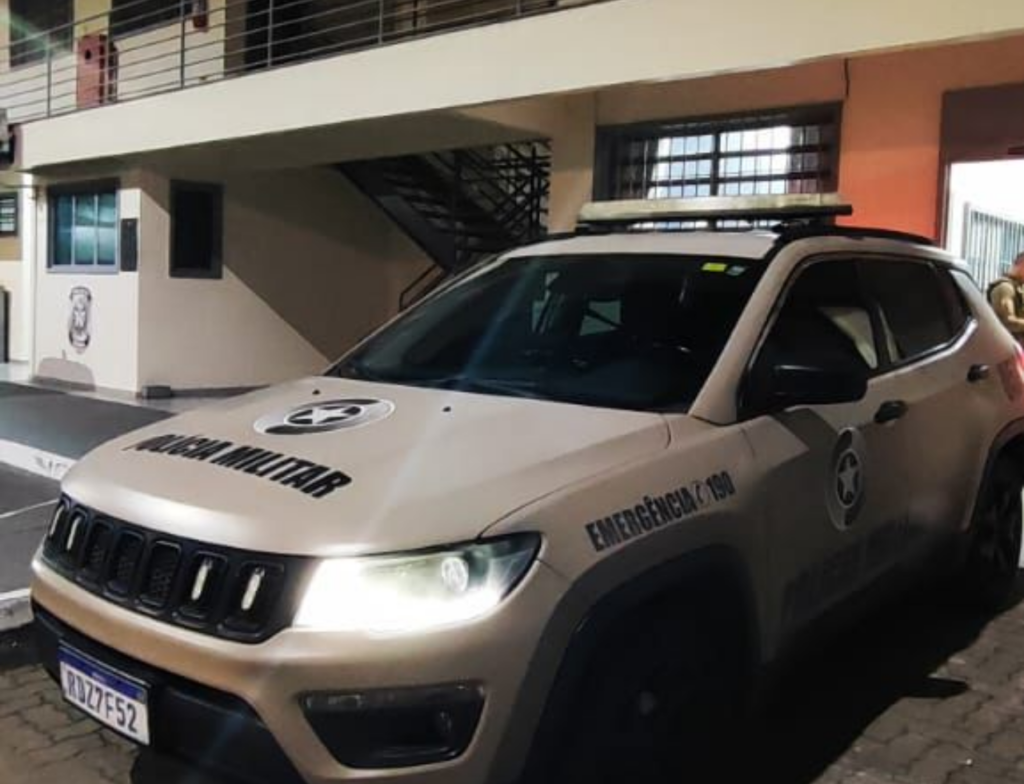 Homem procurado por contrabando é preso em Orleans