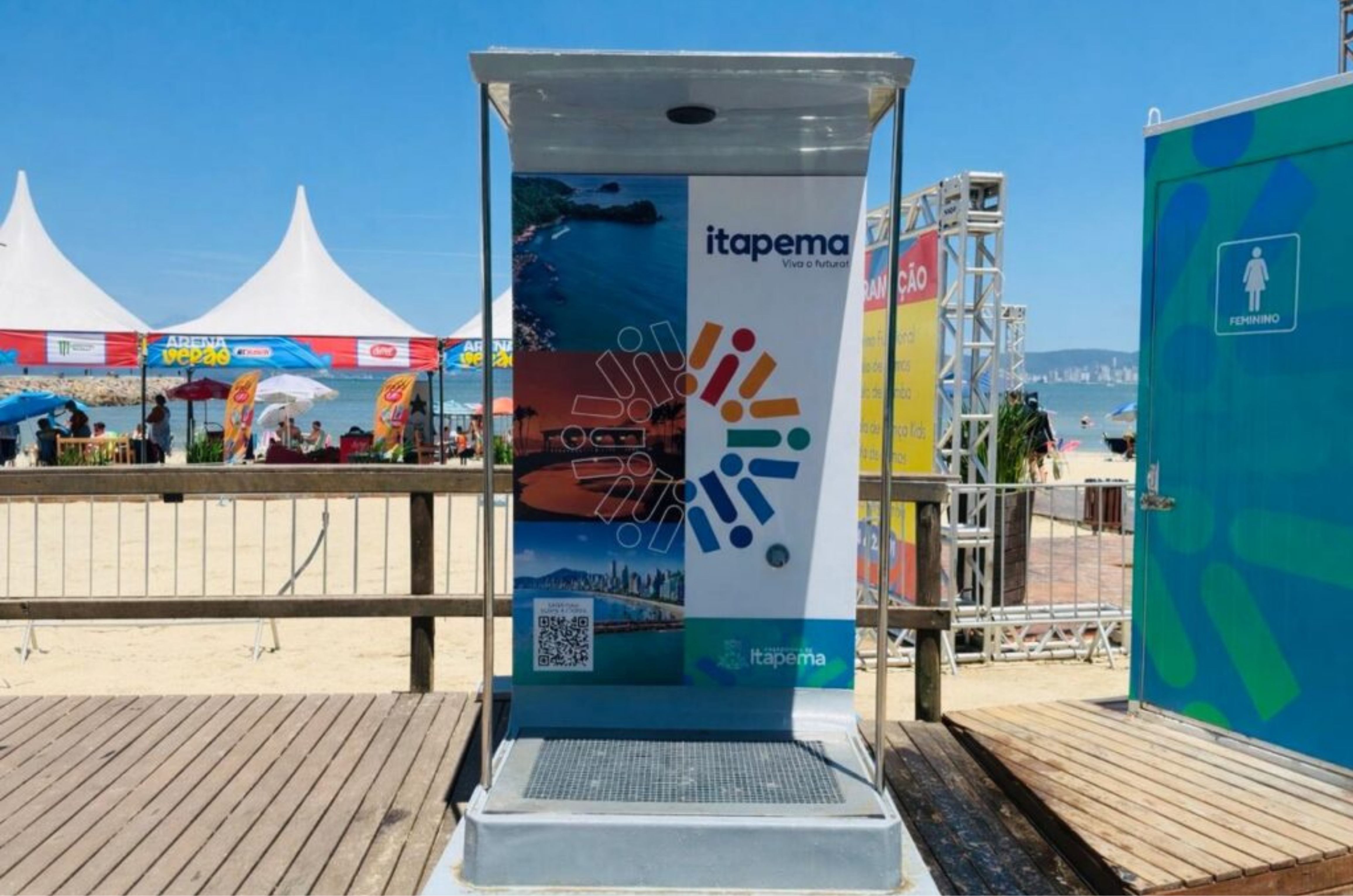 Itapema amplia infraestrutura da orla com instalação de novas duchas