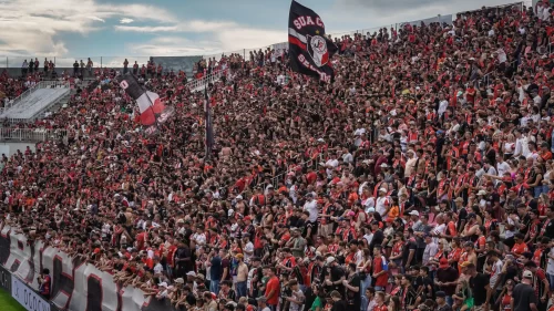 Joinville recebe o Carlos Renaux em duelo decisivo no Catarinense