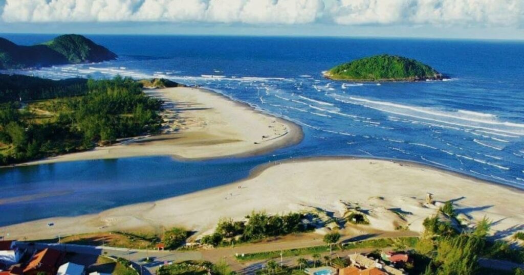 Lagoa de Ibiraquera é considerada imprópria para banho em Imbituba