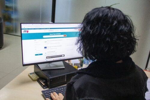 Plataformas oferecem vagas de emprego em Palhoça e São José