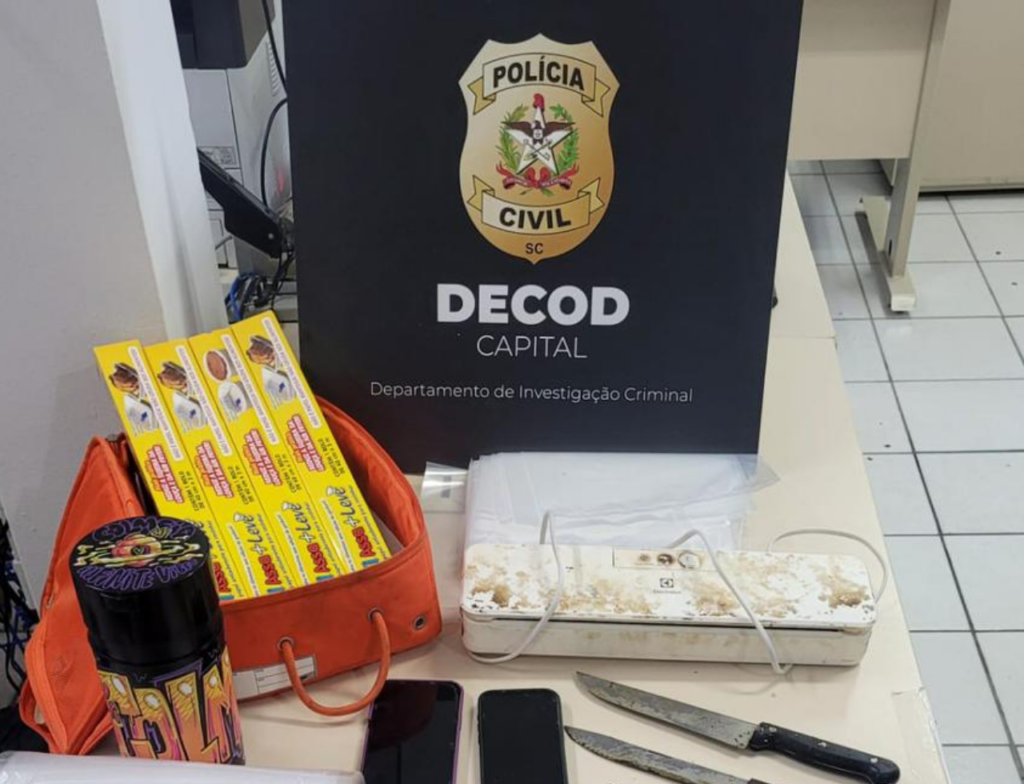 Polícia Civil prende mulher por tráfico de drogas em Florianópolis