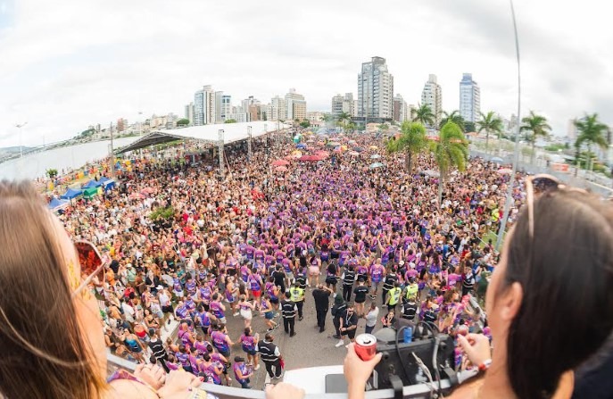 Pré-Carnaval altera trânsito em Florianópolis durante todo o fim de semana