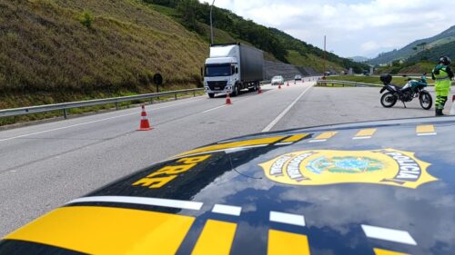 Protesto bloqueia Contorno Viário da Grande Florianópolis nesta sexta-feira