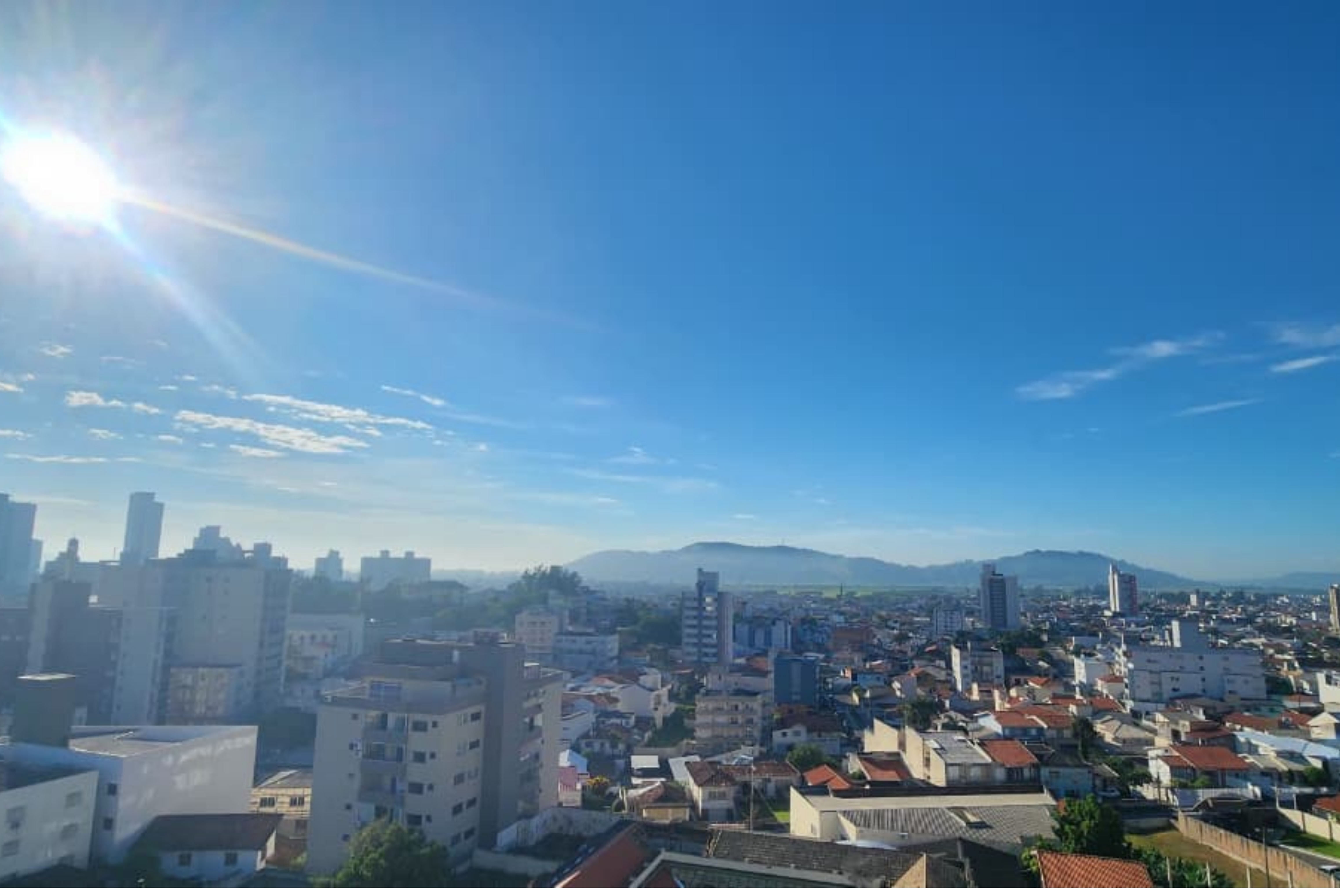 Quarta-feira será marcada por calor intenso e temporais isolados em Santa Catarina