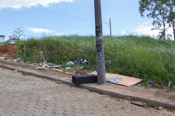 São José intensifica fiscalização e multa descarte irregular de lixo