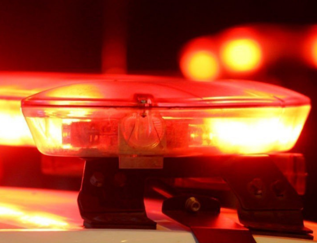 Polícia apreende cigarros e uísques irregulares em fiscalização em Criciúma