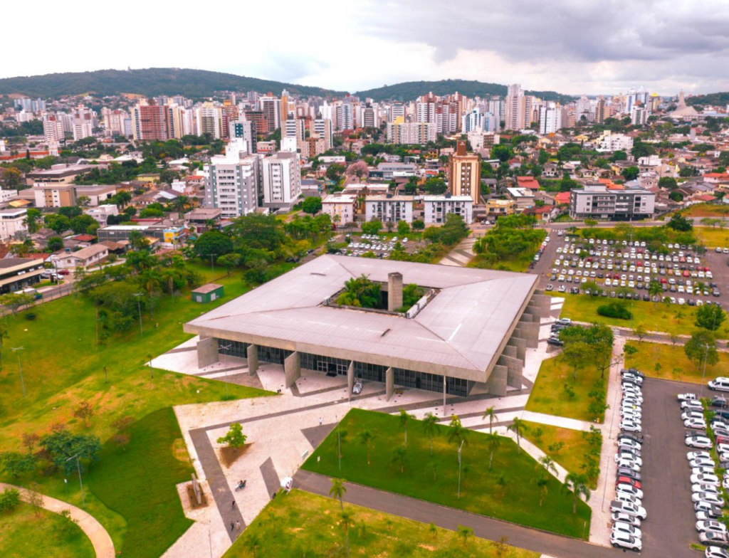 IPTU de Criciúma já pode ser pago; cota única vence em 27 de fevereiro