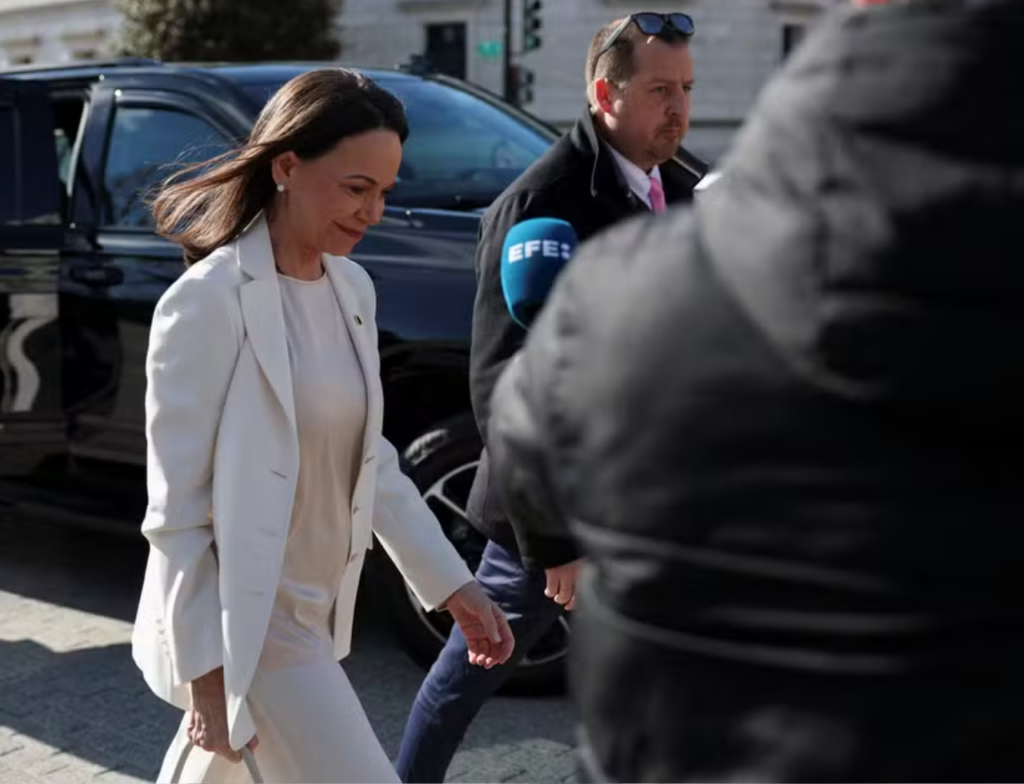 María Corina Machado se reúne com Trump na Casa Branca