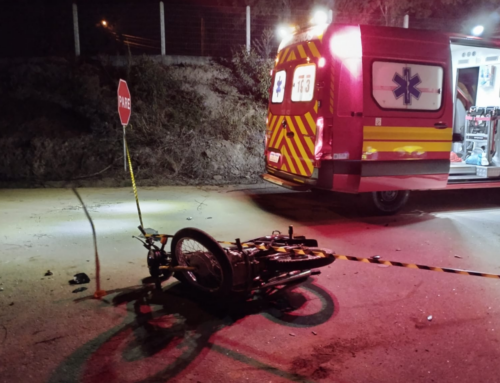 Adolescente morre em colisão entre moto e carro em Urussanga