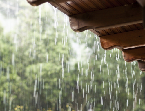 Temporal atinge Criciúma e deixa mais de 3 mil imóveis sem energia neste sábado