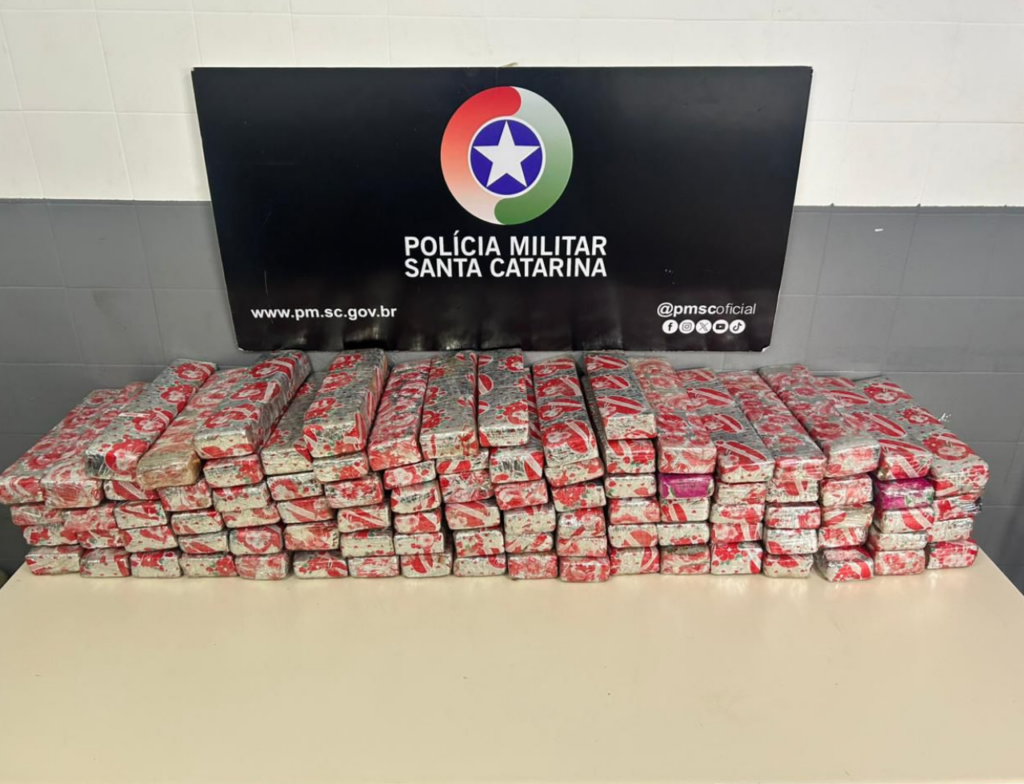 Polícia Militar apreende quase 80 quilos de maconha em Criciúma após perseguição