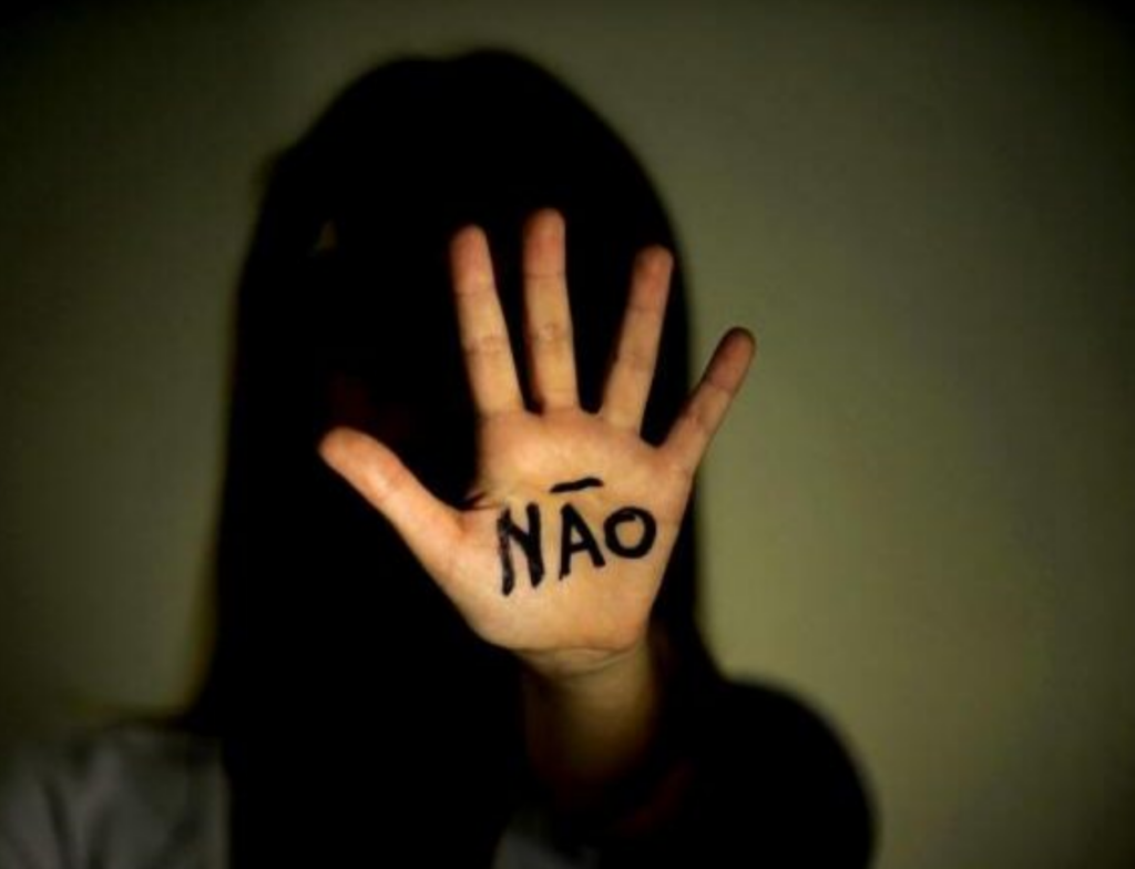 Entenda a diferença entre assédio, abuso sexual e estupro, segundo a lei