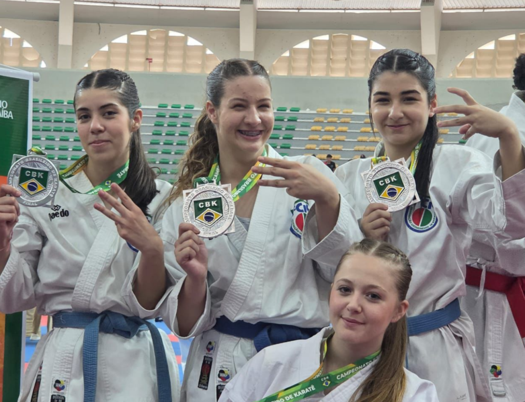 Içara tem atletas na seletiva que define Seleção Brasileira de Karatê da Juventude