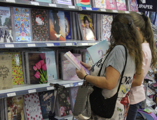 Pesquisa do Procon de Criciúma aponta variação de até 253% em material escolar