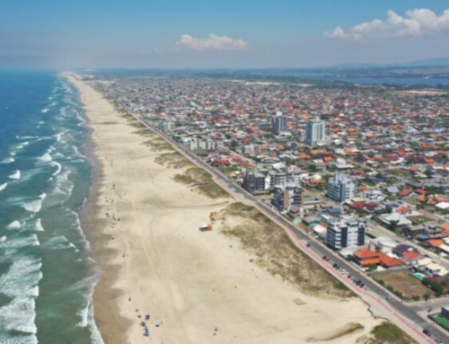 Saúde leva campanha Janeiro Cor de Pele à orla de Balneário Rincão