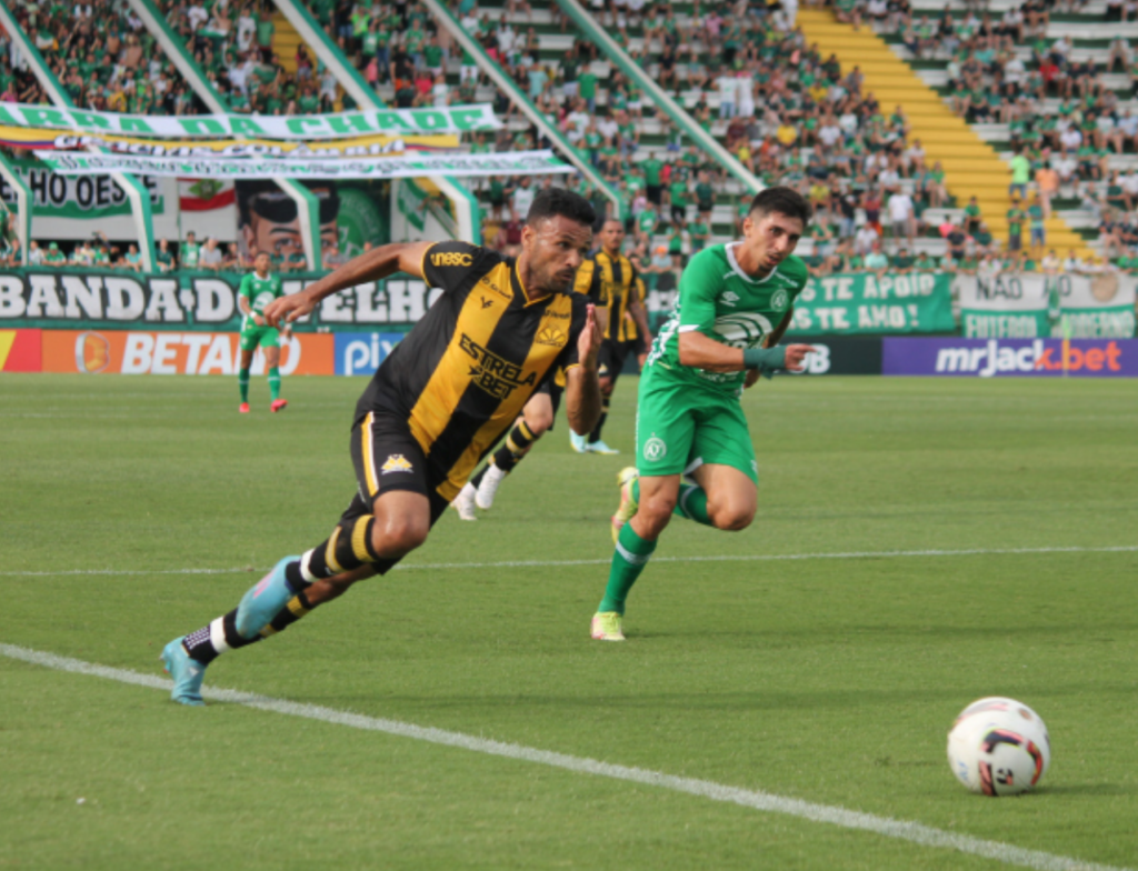 Criciúma confirma datas e horários contra a Chapecoense nas quartas