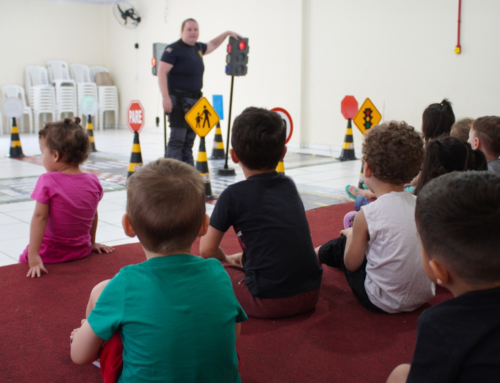 Crianças da Afasc participam de ação educativa sobre trânsito em Criciúma