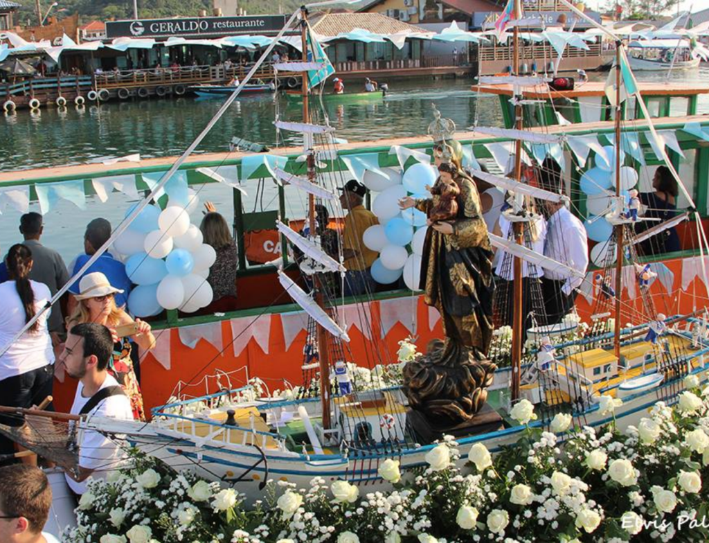 Laguna celebra a 114ª Festa de Nossa Senhora dos Navegantes com procissão marítima