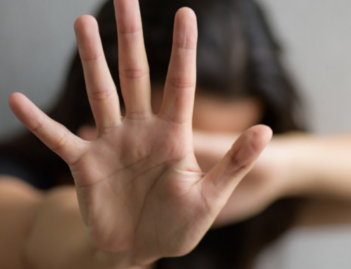 Homem é preso após agredir ex-companheira e tentar incendiar casa em Criciúma