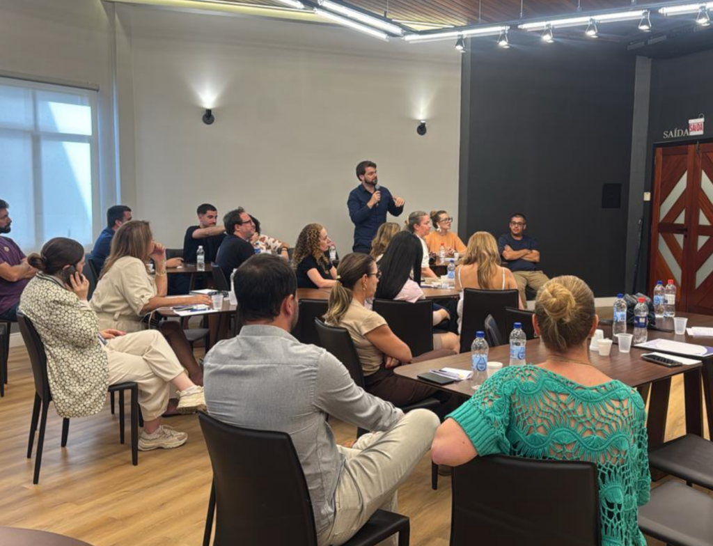 CDL de Criciúma debate calendário comercial e avalia ações com lojistas