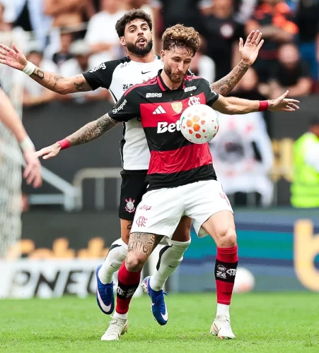 Corinthians vence Flamengo e conquista bicampeonato da Supercopa do Brasil