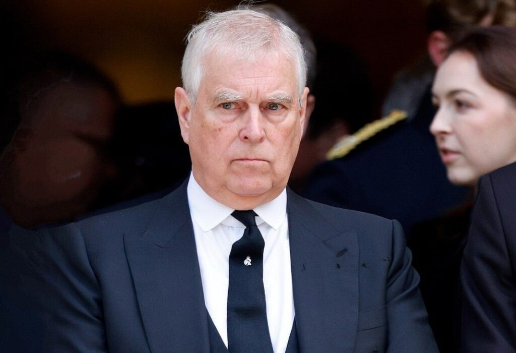 Saiba quem é o ex-príncipe britânico Andrew preso nesta quinta-feira no Reino Unido