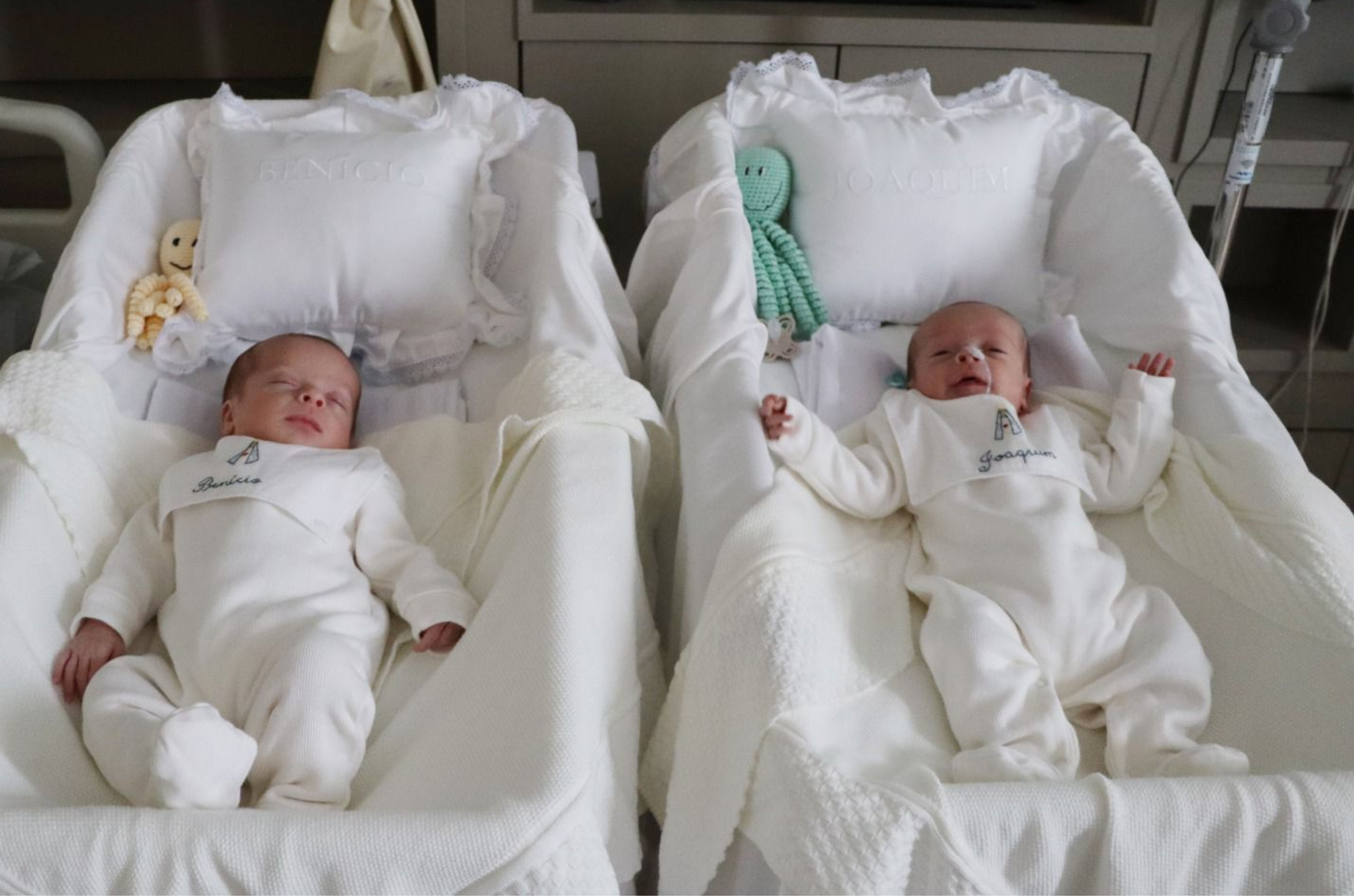 Após 9 anos, casal celebra vitória de gêmeos prematuros