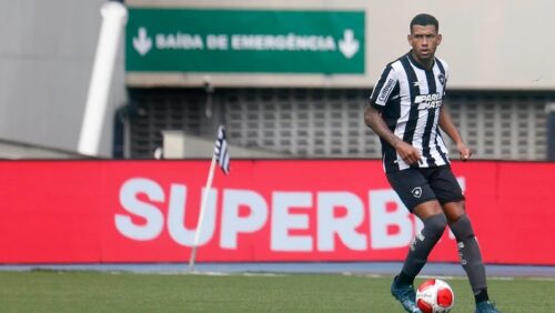 Avaí negocia contratação do zagueiro Jefferson Maciel