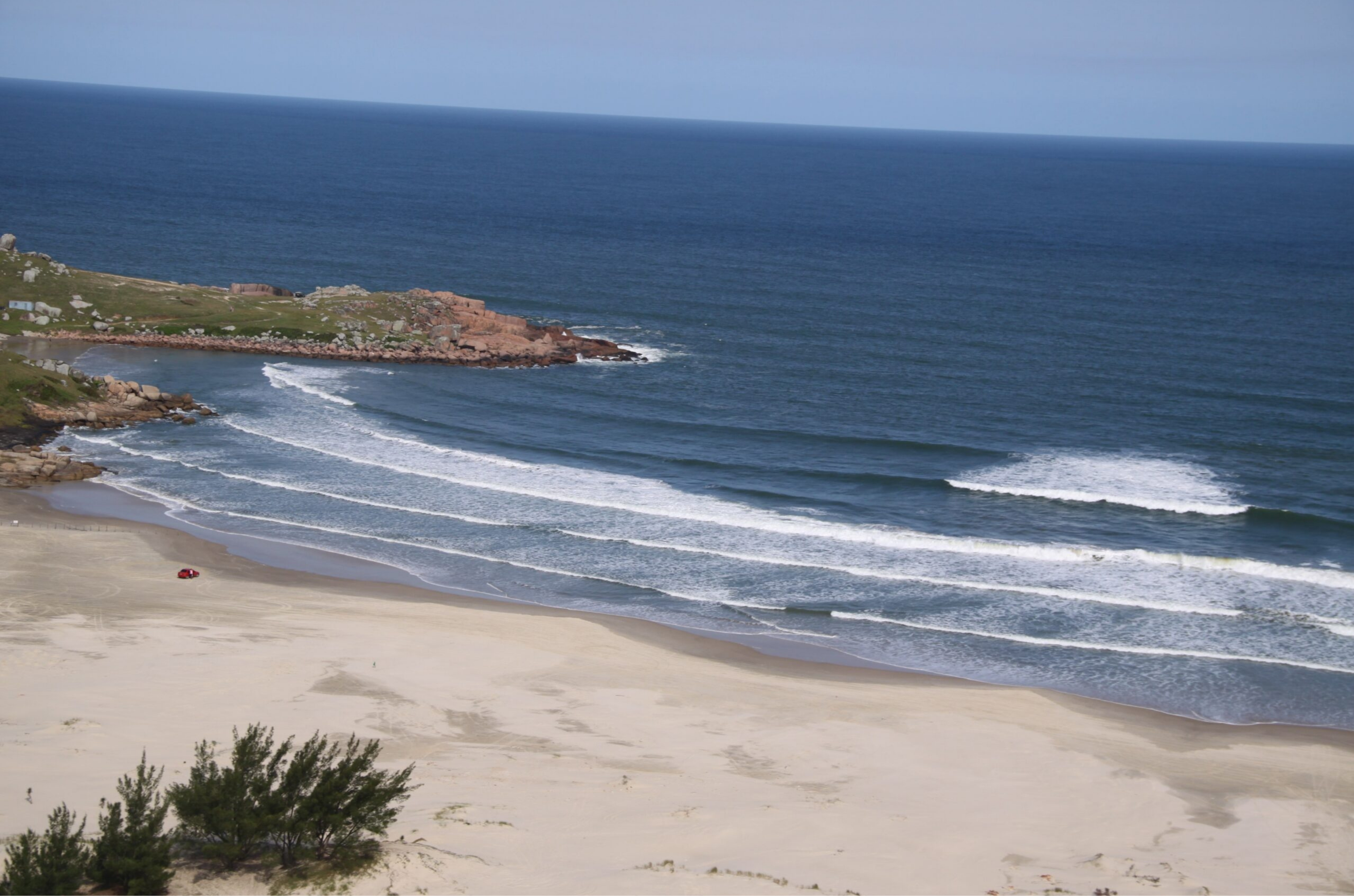 Balneabilidade no Sul de SC: veja quais praias estão próprias e impróprias