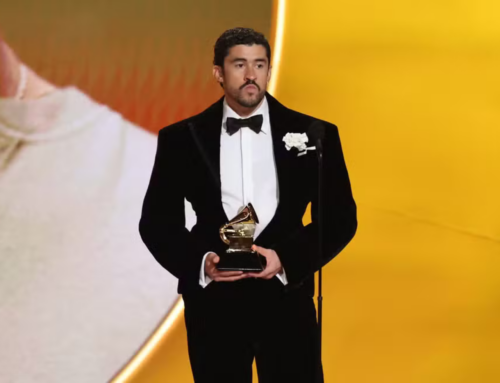 Bad Bunny e Billie Eilish criticam ICE em discursos no Grammy