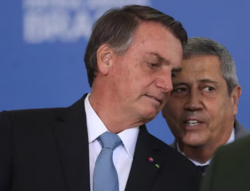 Ministério Público Militar pede ao STM perda de patentes de Bolsonaro e quatro generais