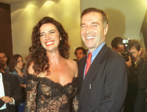 Modelo brasileira é citada em e-mails entre Epstein e agente francês