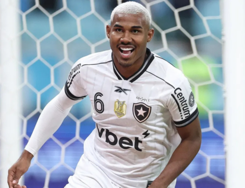 Vasco acerta contratação do lateral Cuiabano até 2026