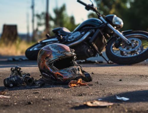 Mulher morre após ser atropelada por motocicleta no Centro de Tubarão