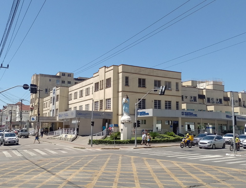 Hospital de Tubarão registra quase 240 mil atendimentos em 2025