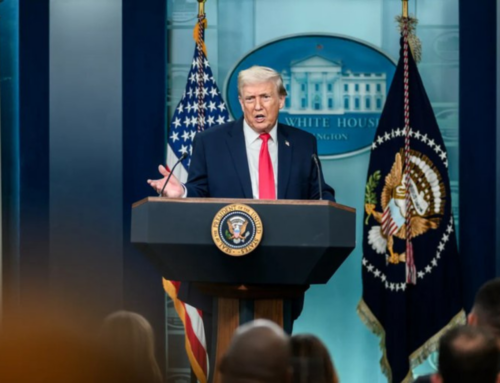 Suprema Corte dos EUA anula tarifas, mas Trump impõe taxa de 15%