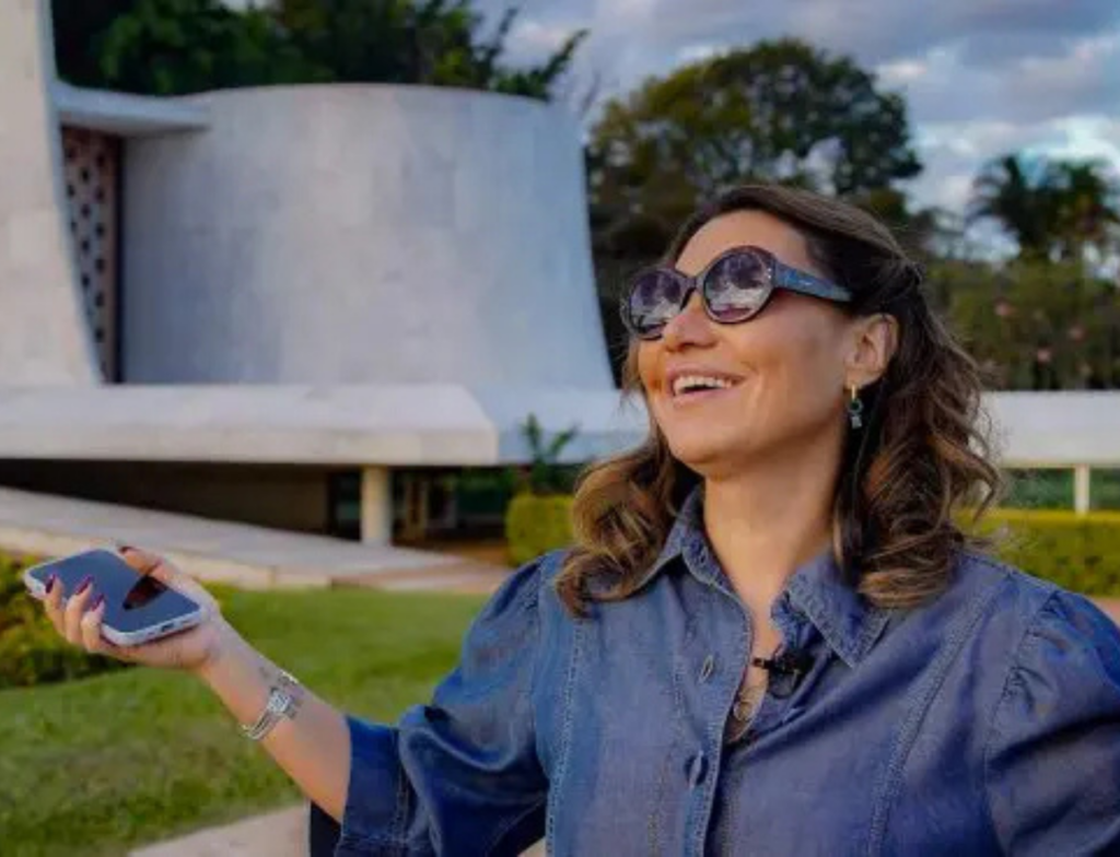 Janja se hospeda em hotel de luxo na Coreia do Sul com diárias de até R$ 7,6 mil