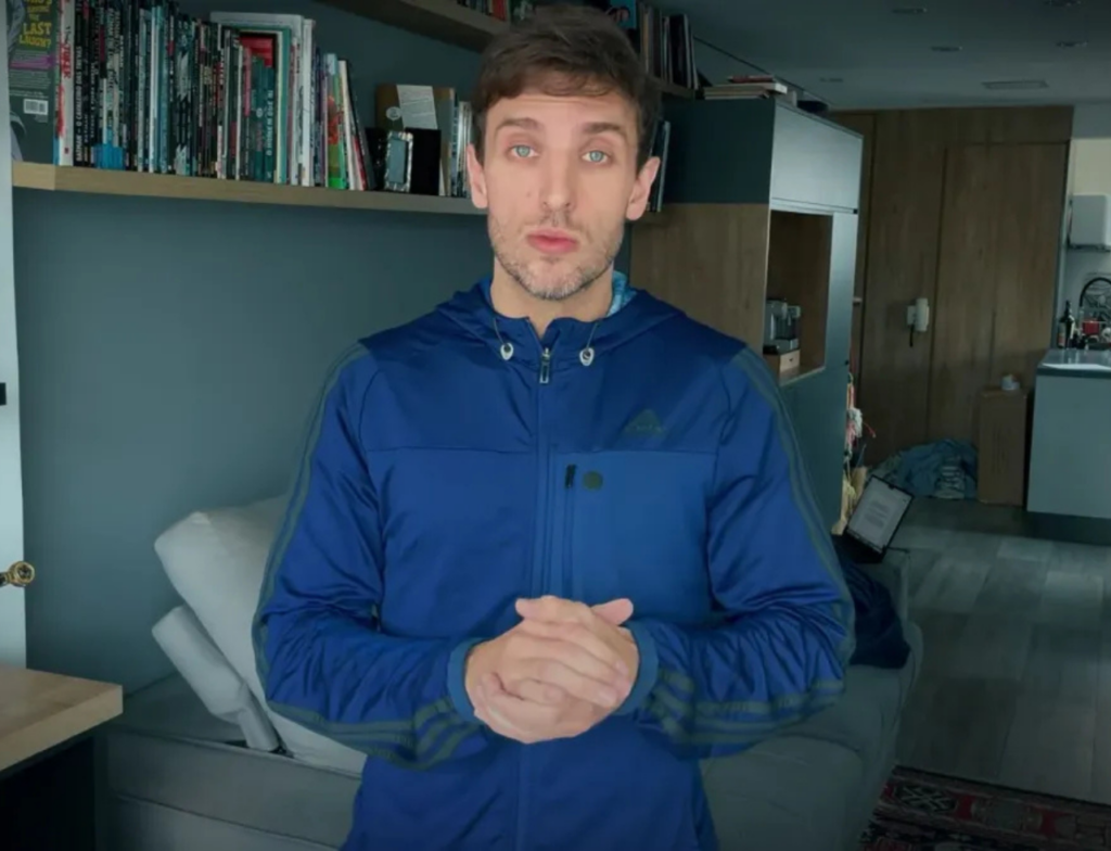 TRF absolve humorista Léo Lins e anula condenação