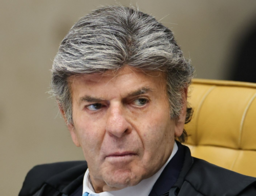 Fux anula arquivamento de notícia-crime contra Lula